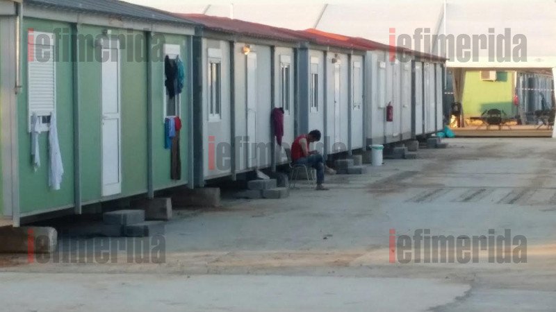 Η πρώτη ημέρα στον καταυλισμό των μεταναστών στον Ελαιώνα [εικόνες] | iefimerida.gr 4