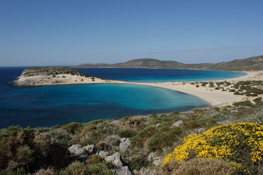 Πωλείται η Ελαφόνησος -Αντιδράσεις από τον Δήμο [εικόνες] | iefimerida.gr 2