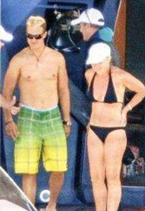 Οι ξέγνοιαστες στιγμές του Σουμάχερ στη Μύκονο πριν από μόλις τρεις μήνες [βίντεο&εικόνες] | iefimerida.gr 0