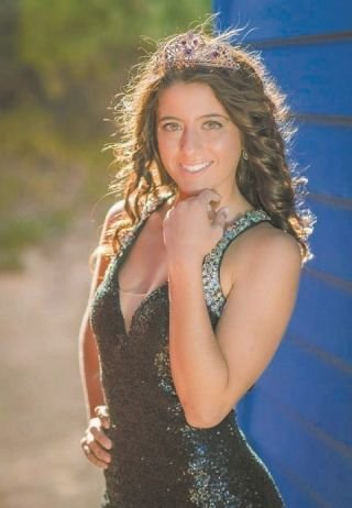  Η 17χρονη Ελληνίδα που ξετρέλανε με την ομορφιά της τους Αυστραλούς -Κέρδισε το στέμμα και θα διαγωνιστεί σε εθνικό επίπεδο [εικόνες] | iefimerida.gr 0