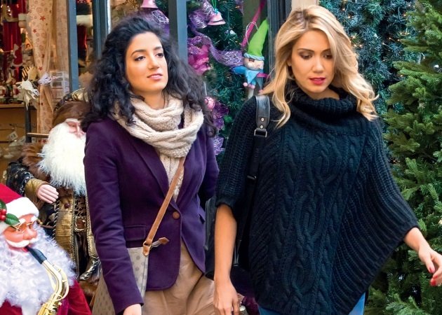 Η Ελενα Παπαβασιλείου για ψώνια με τη μικρότερη, μελαχρινή αδελφή της [εικόνες] | iefimerida.gr 1