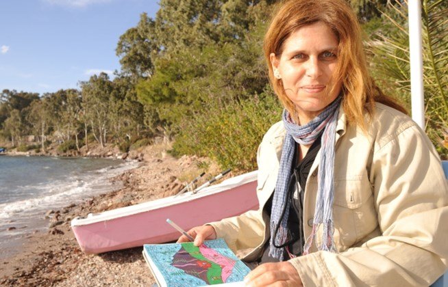 Κρεμάστρες αλληλεγγύης στο κέντρο της Αθήνας για ανταλλαγή τροφίμων και ρούχων [εικόνες]  | iefimerida.gr 3