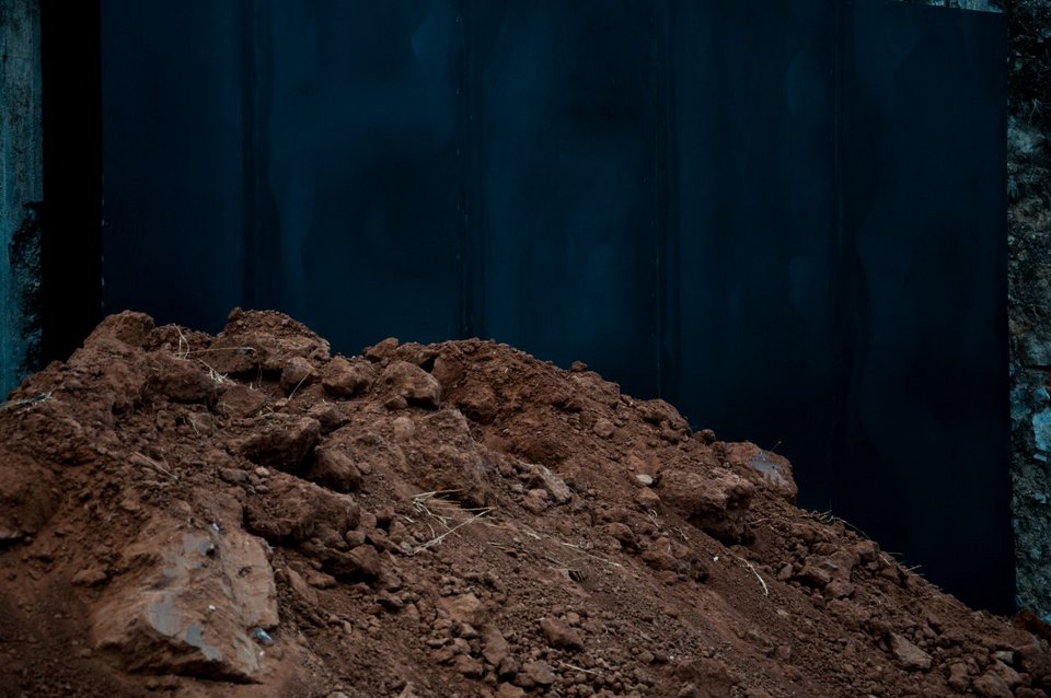 Παλιό Ελαιουργείο Ελευσίνας: Εγκατάσταση σχεδιασμένη να βιώνεται στο φως της νύχτας[εικόνες] | iefimerida.gr 3