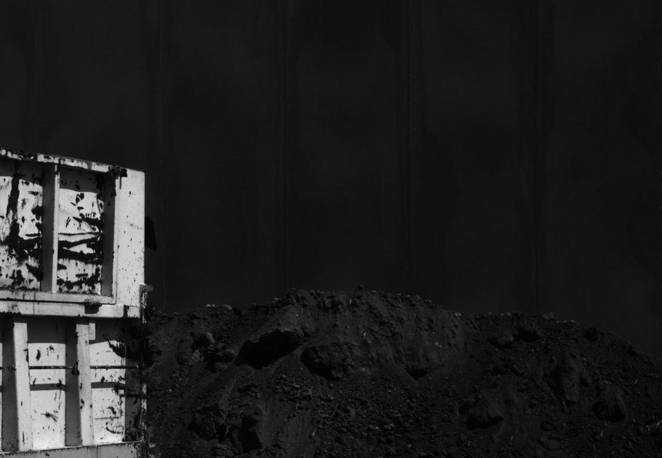 Παλιό Ελαιουργείο Ελευσίνας: Εγκατάσταση σχεδιασμένη να βιώνεται στο φως της νύχτας[εικόνες] | iefimerida.gr 2