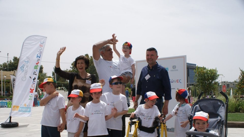 Οι «Μικροί Ροβινσώνες» της ΕΛΕΠΑΠ εξερευνούν το Μουσείο της Ακρόπολης [εικόνες]  | iefimerida.gr 1