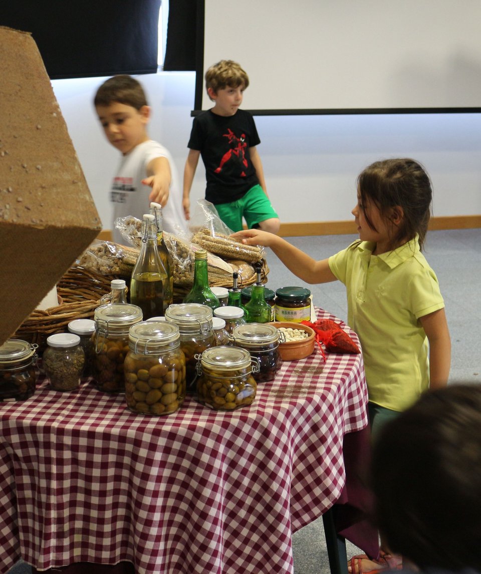 Ο Ελληνικός Κόσμος φέτος την άνοιξη παίζει και μαθαίνει μαζί με τα παιδιά - Ολο το πρόγραμμα [εικόνες] | iefimerida.gr 1