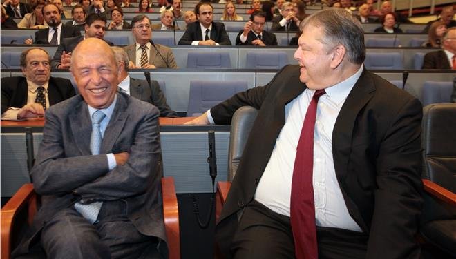 Tι είπαν στην Συνδιάσκεψη τα 8 κόμματα και κινήσεις που απαρτίζουν την Ελιά [εικόνες] | iefimerida.gr 6