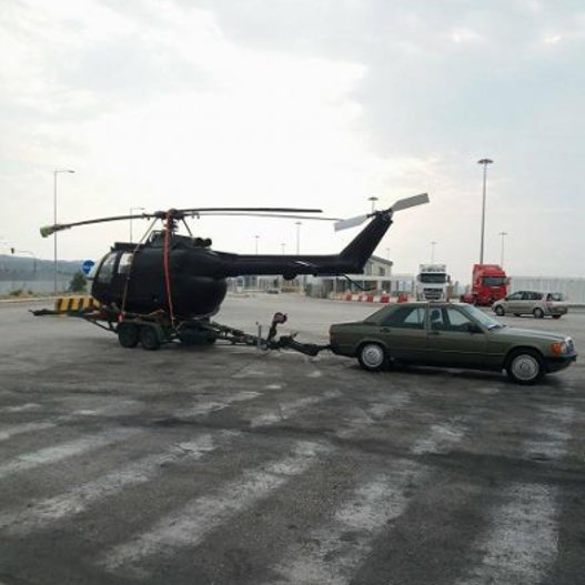 Aπίστευτο περιστατικό στην Πάτρα: Λιμενικός ήθελε να ελέγξει ελικόπτερο και ο ιδιοκτήτης τον... δάγκωσε! [εικόνα] | iefimerida.gr 0