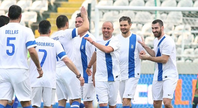 Η Εθνική του 2004 σκοράρει ακόμα - Νίκη 6-1 σε φιλικό φιλανθρωπικού χαρακτήρα επί της Κύπρου [εικόνες & βίντεο] | iefimerida.gr 2