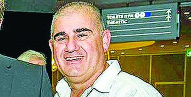 Μεγάλη κομπίνα Ελληνα ομογενή  -Εβαλε «κανόνι» 500 εκατ. δολαρίων σε 1.000 παίκτες ιπποδρόμου [εικόνα] | iefimerida.gr 0