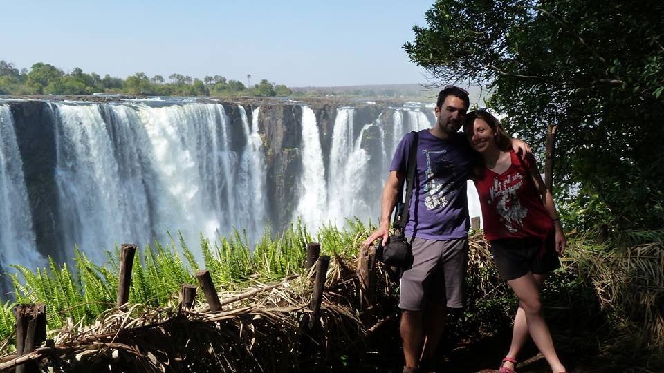 Τα Ελληνόπουλα που θέλουν να αλλάξουν τον κόσμο -Το ζευγάρι που ξενιτεύτηκε λόγω κρίσης, τώρα μεταδίδουν την ελπίδα [εικόνες&βίντεο]  | iefimerida.gr 3