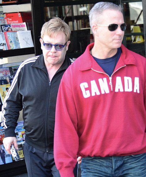 Γέρασε ο Ελτον Τζον -Σε κακή φόρμα, με παραπανίσια κιλά και πρησμένα μάτια [εικόνες] | iefimerida.gr 2