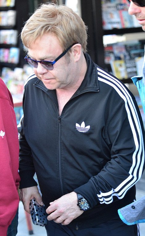 Γέρασε ο Ελτον Τζον -Σε κακή φόρμα, με παραπανίσια κιλά και πρησμένα μάτια [εικόνες] | iefimerida.gr 0