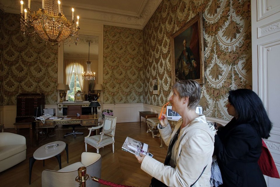 Χλιδή στο προεδρικό μέγαρο για τους Μακρόν -Κάνουν ανακαίνιση 100 εκατ. ευρώ [εικόνες] | iefimerida.gr 3