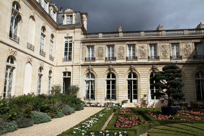 Χλιδή στο προεδρικό μέγαρο για τους Μακρόν -Κάνουν ανακαίνιση 100 εκατ. ευρώ [εικόνες] | iefimerida.gr 5