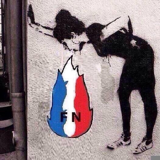 «Εμετός» στους τοίχους του Παρισιού: Το γκράφιτι για τη νίκη της Λεπέν [εικόνα] | iefimerida.gr 0