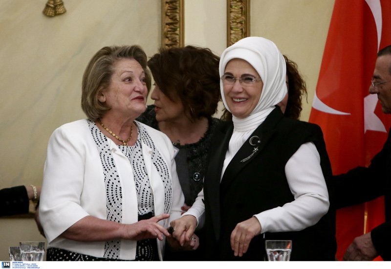 Το παρασκήνιο του δείπνου στο Προεδρικό -Ο αγέλαστος Ερντογάν, τα πηγαδάκια, οι καλοντυμένες κυρίες [εικόνες] | iefimerida.gr 39
