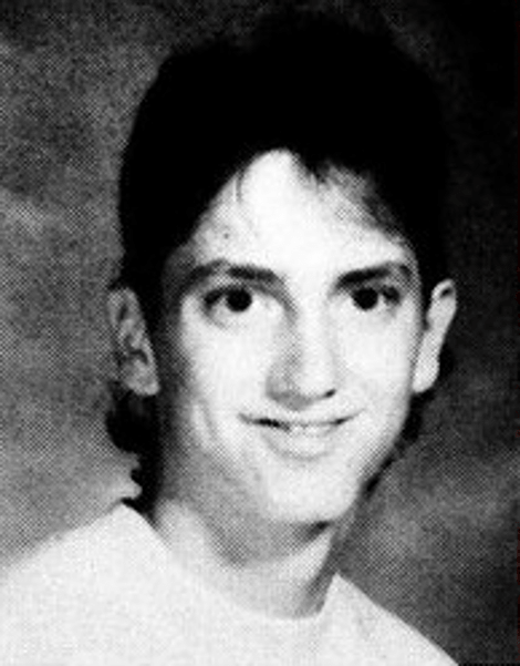 Οταν πηγαίνανε οι σταρ σχολείο: Φωτογραφίες διασήμων από τα παιδικά τους χρόνια [εικόνες] | iefimerida.gr 2