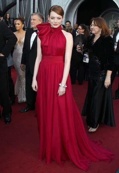 Ποιες σταρ έκλεψαν τις εντυπώσεις στο κόκκινο χαλί; [εικόνες & βίντεο] | iefimerida.gr 2