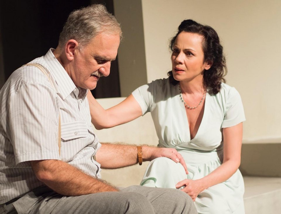 Δύο θεατρικές οικογενειακές τραγωδίες που αξίζει να (ξανα)δούμε [εικόνες] | iefimerida.gr 5