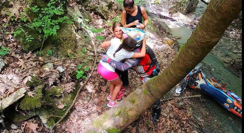 Ο Χάρης Χριστόπουλος νικητής στον 2ο αγώνα extreme Enduro #Riv3r -Συγκινητικός ο Γκλιάτης [εικόνες] | iefimerida.gr 3