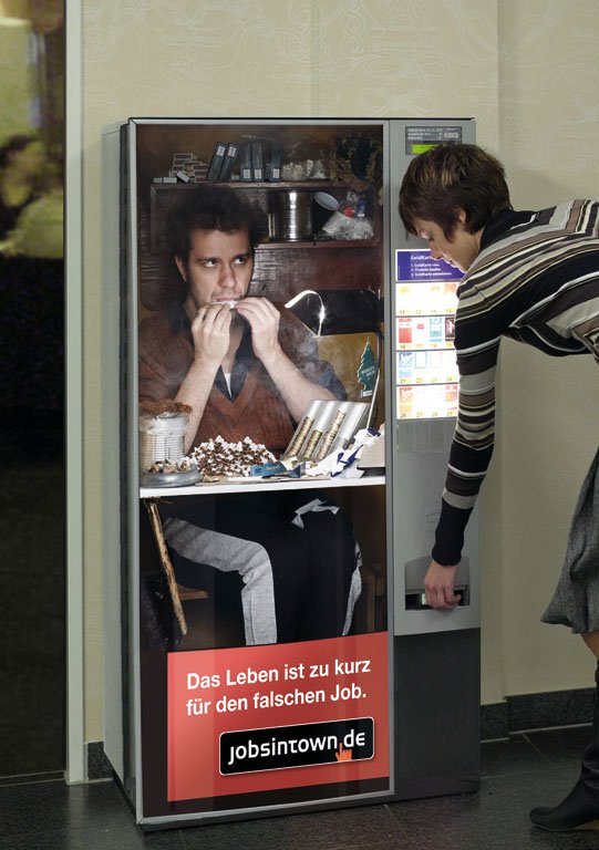 Η ζωή είναι μικρή για να κάνεις τη λάθος δουλειά -Η καμπάνια που συγκλονίζει [εικόνες] | iefimerida.gr 0