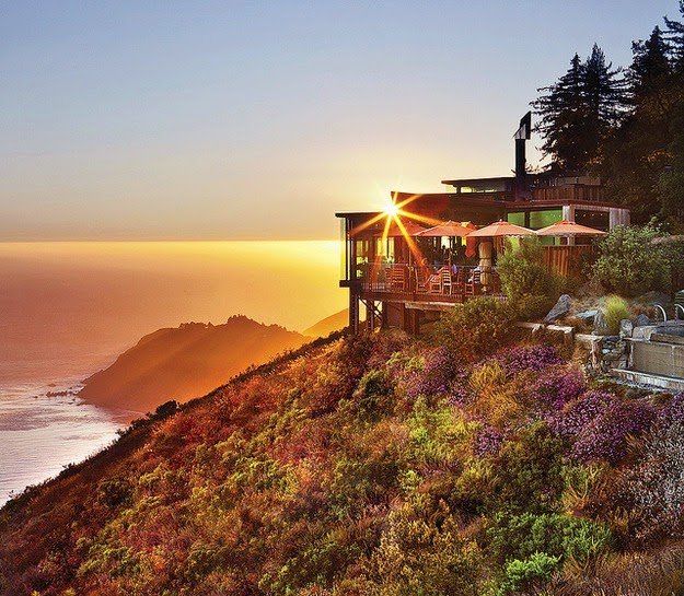 Αυτό είναι το ελληνικό εστιατόριο που βρίσκεται στη λίστα των 32 με την πιο μαγευτική θέα παγκοσμίως [εικόνες] | iefimerida.gr 3