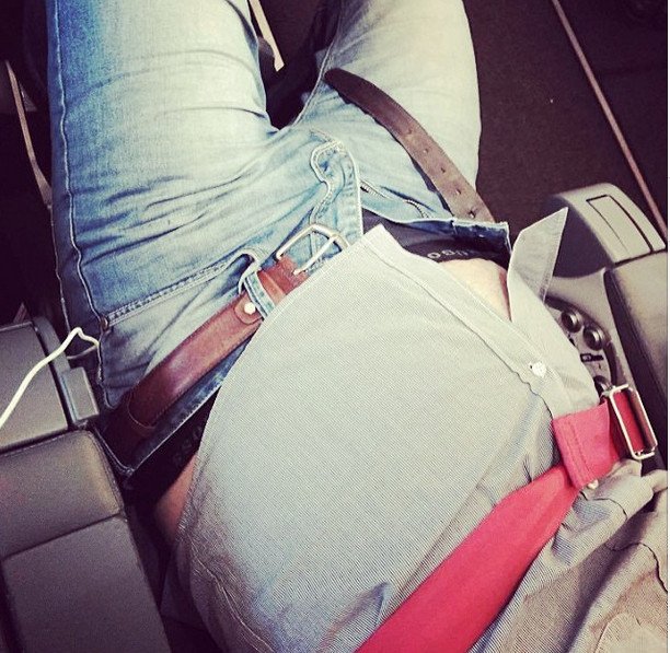 Η ντροπή των επιβατών αεροπλάνων: Γυμνά πόδια στα κεφάλια άλλων, σακουλάκια με ούρα, λυμένες ζώνες [εικόνες] | iefimerida.gr 16