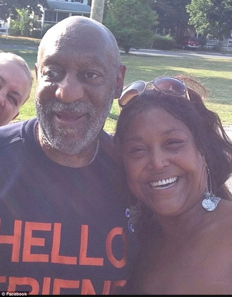 Πέθανε η κόρη του κωμικού Μπιλ Κόσμπι -Στα 44 της χρόνια [εικόνες] | iefimerida.gr 1