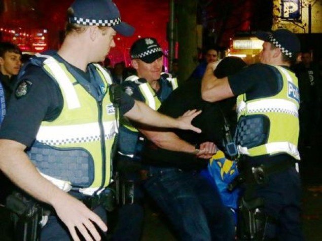 Επεισόδια με Ελληνες ομογενείς στην Αυστραλία [εικόνες] | iefimerida.gr 1