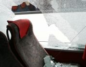 Γυαλιά - καρφιά τα έκαναν οι οπαδοί του ΟΣΦΠ και του ΠΑΟ στην Πόλη [εικόνες] | iefimerida.gr 2