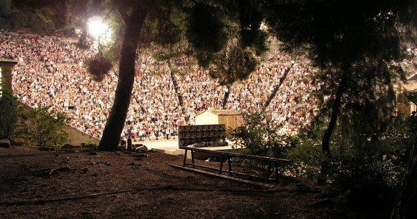 Με Στάνκογλου και Λούλη ξεκινούν οι παραστάσεις σε Μικρή και Μεγάλη Επίδαυρο [πρόγραμμα]  | iefimerida.gr 0