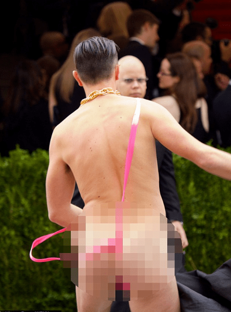 Ο καλλονός επιδειξίας που έκανε άνω κάτω το Μανχάταν [εικόνες] | iefimerida.gr 4