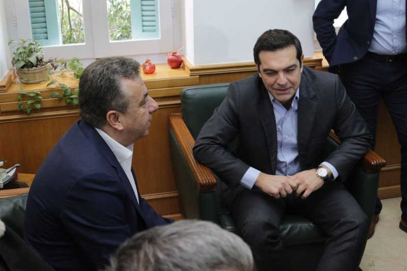 Ανταποκρίτρια Bild: Επική αποτυχία Τσίπρα -Ημέρα επίθεσης στο Βερολίνο κι εκείνος γελάει στην Κρήτη [εικόνες] | iefimerida.gr 2