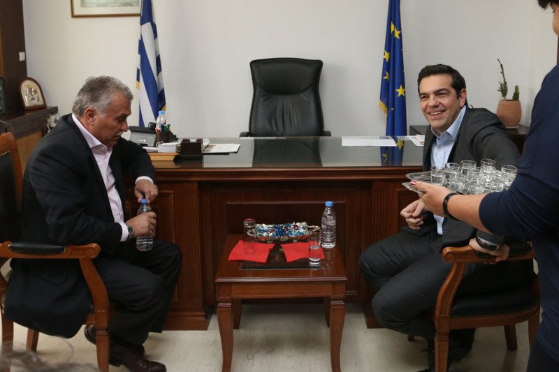 Ανταποκρίτρια Bild: Επική αποτυχία Τσίπρα -Ημέρα επίθεσης στο Βερολίνο κι εκείνος γελάει στην Κρήτη [εικόνες] | iefimerida.gr 4