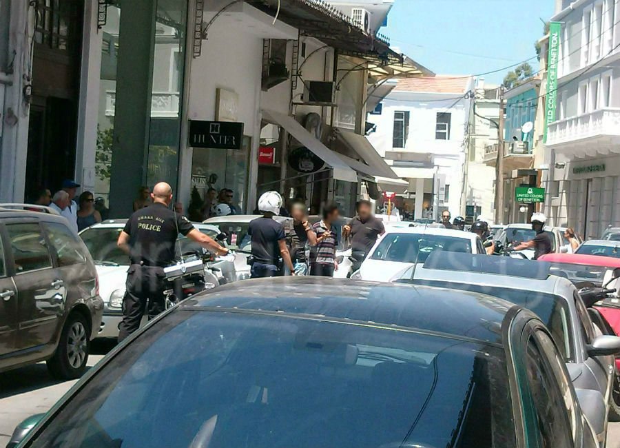 Ρινγκ έγινε το κέντρο των Χανίων -Αγριος ξυλοδαρμός μεταξύ Ελλήνων και Ρωσοπόντιων [εικόνες] | iefimerida.gr 0