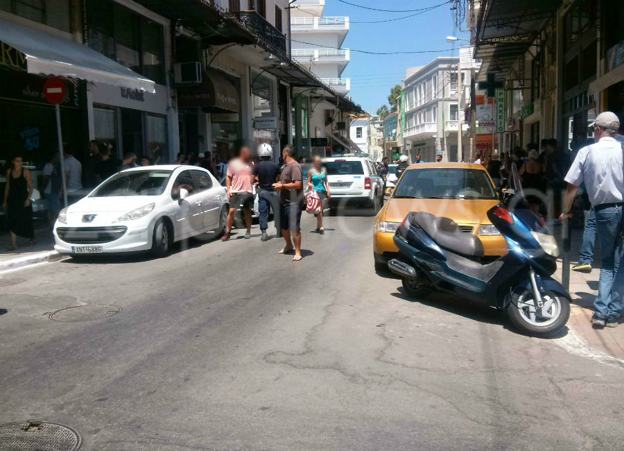 Ρινγκ έγινε το κέντρο των Χανίων -Αγριος ξυλοδαρμός μεταξύ Ελλήνων και Ρωσοπόντιων [εικόνες] | iefimerida.gr 1