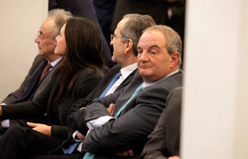 Στα παρασκήνια της Πολιτικής Επιτροπής της ΝΔ -Ποιους χαιρέτησε ο Μητσοτάκης [εικόνες] | iefimerida.gr 10