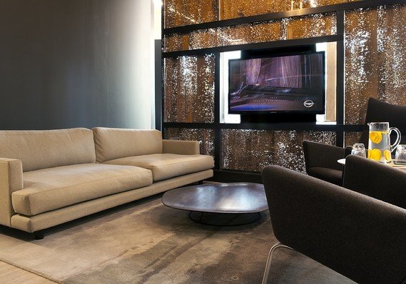 Το γυμναστήριο των κροίσων: 26.000 δολάρια συνδρομή και μία ομάδα γυμναστών δική τους [εικόνες] | iefimerida.gr 1