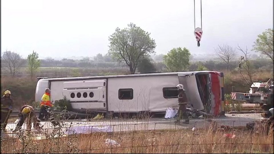 Τροχαίο στην Ισπανία με λεωφορείο που μετέφερε φοιτητές του Erasmus -14 νεκροί [εικόνες & βίντεο] | iefimerida.gr 1