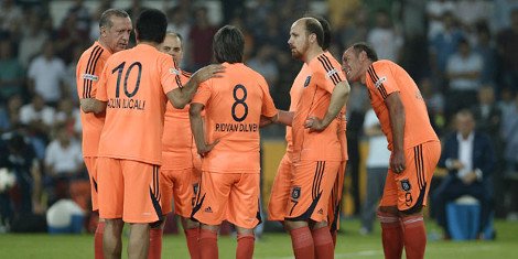 Το χατ τρικ του Ερντογάν -Ο Τούρκος πρωθυπουργός έπαιξε ποδόσφαιρο και σκόραρε τρεις φορές σε 15 λεπτά [εικόνες&βίντεο] | iefimerida.gr 1