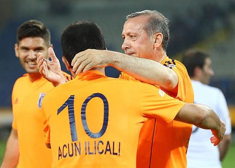 Το χατ τρικ του Ερντογάν -Ο Τούρκος πρωθυπουργός έπαιξε ποδόσφαιρο και σκόραρε τρεις φορές σε 15 λεπτά [εικόνες&βίντεο] | iefimerida.gr 0