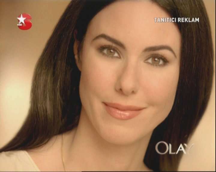 Ντεφνέ Σαμιελί, η πανέμορφη Τουρκάλα που προκαλεί σάλο για ροζ σκάνδαλο με τον Ερντογάν [εικόνες] | iefimerida.gr 14