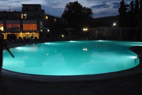 Γάλλος μπλόγκερ γράφει για τις καλύτερες διακοπές της ζωής του: Στην Εύβοια, το μεγάλο νησί [εικόνες] | iefimerida.gr 12