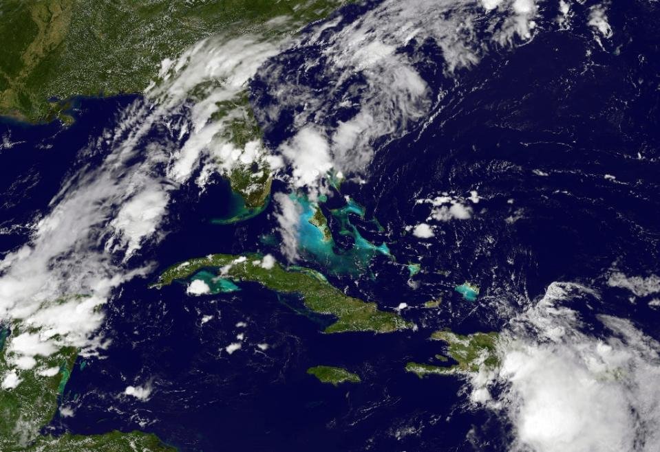 Φονική τροπική καταιγίδα στην Αϊτή: 20 νεκροί αφήνει η «Ερικα» [εικόνες] | iefimerida.gr 1