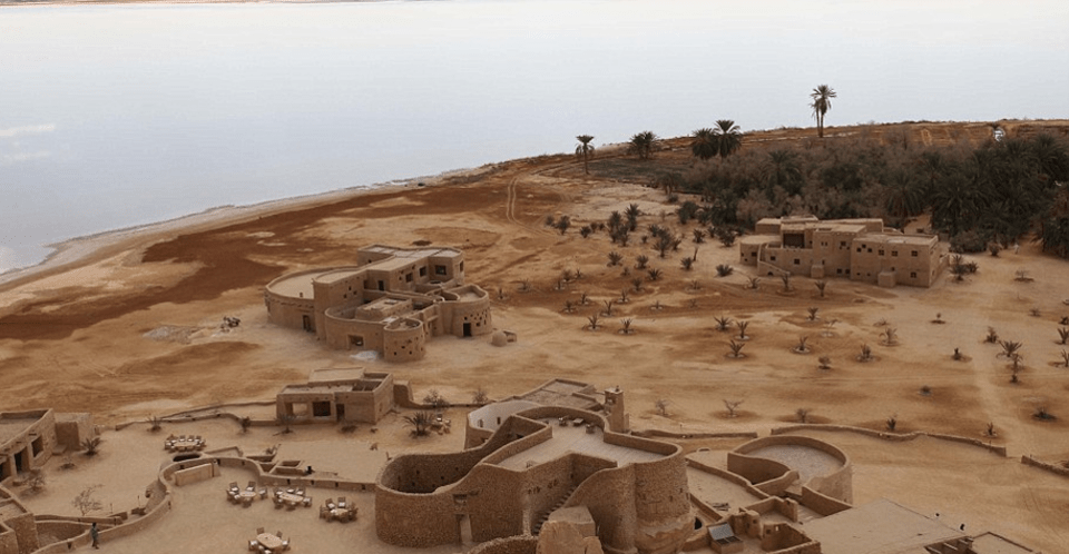 Το μοναδικό ξενοδοχείο που δεν έχει ηλεκτρικό και απαγορεύονται τα κινητά -Ενα χλιδάτο θέρετρο πλάι σε μια αλυκή που εντυπωσιάζει [εικόνες] | iefimerida.gr 0