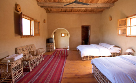 Το μοναδικό ξενοδοχείο που δεν έχει ηλεκτρικό και απαγορεύονται τα κινητά -Ενα χλιδάτο θέρετρο πλάι σε μια αλυκή που εντυπωσιάζει [εικόνες] | iefimerida.gr 6