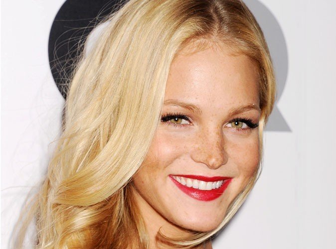 Της είπαν να χάσει κιλά και έφυγε από τη Victoria's Secret [εικόνες] | iefimerida.gr 7