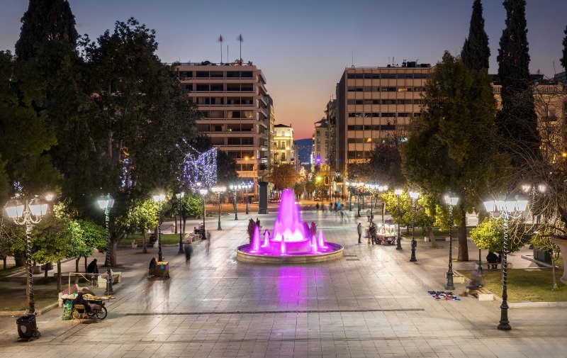 Πόσο νοικιάζεται ένα μαγαζί στην Ερμού -Επέστρεψε στην 20άδα με τους ακριβότερους δρόμους | iefimerida.gr 0