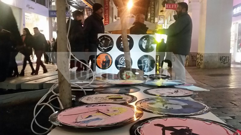 Ερμού: Ο δρόμος που δεν «κοιμάται» ποτέ  [εικόνες]  | iefimerida.gr 15